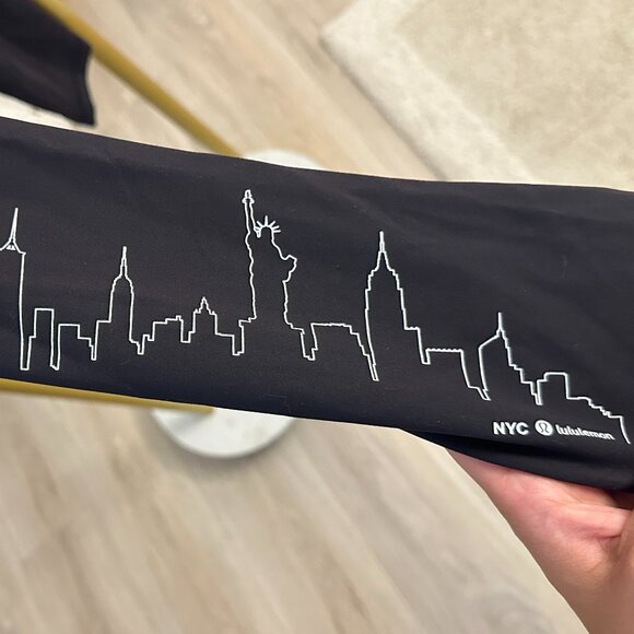 Lululemon Align HR pant NYC exclusive Athletic Leggings | Size 6 - Picture 1 of 5